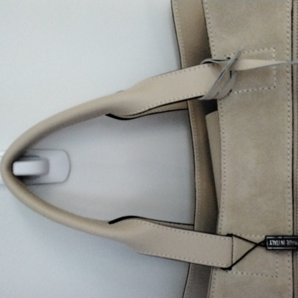 Varriale large tote in genuine leather (made in Italy) 17" x 12" x 6.5" - Picture 2 of 16